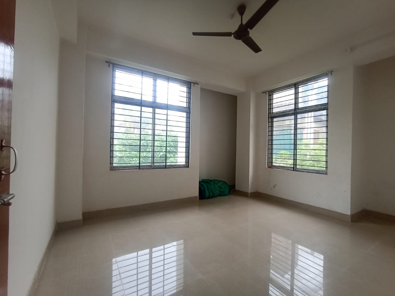 Unfurnished 3bhk in Downtown Sorumotoria, Doctor Zakir Hussain Road, Bormotoria, Guwahati, Assam, India for Rent